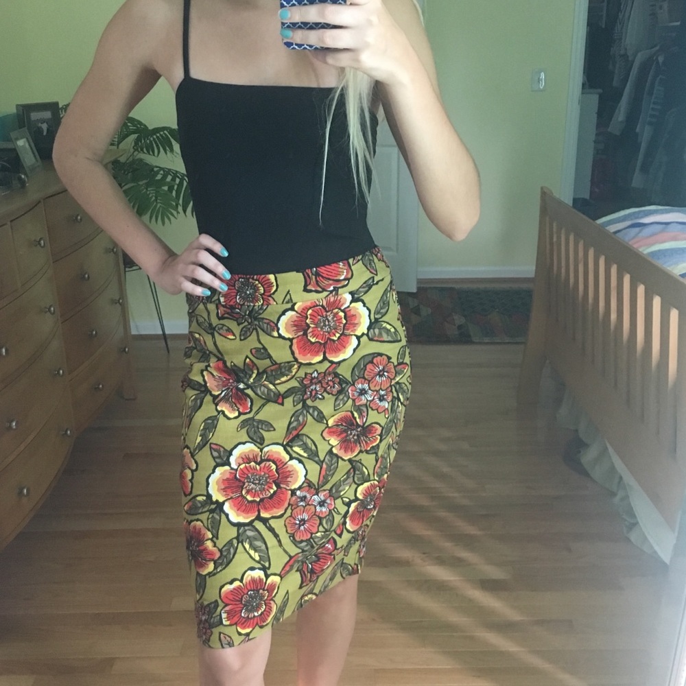 Floral Ann Taylor Loft woven skirt